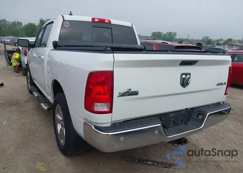 2016 Ram 1500 Slt z USA, uszkodzony, nr VIN 1C6RR7LG9GS288427